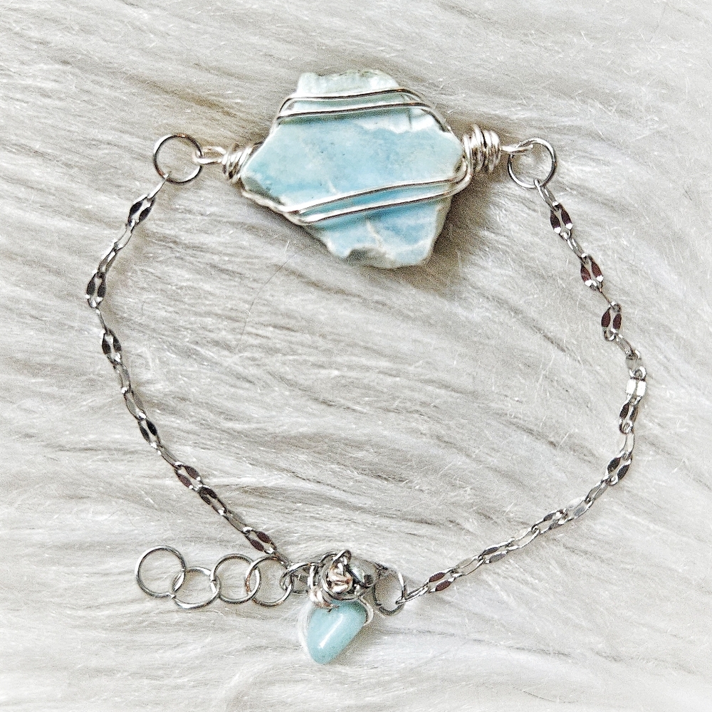 Handcrafted Gemstone Bracelet - Picture 3 of 6
